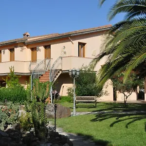 Alloggio per agriturismo S´aranada, Marrùbiu